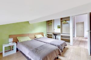 Urban-Sejour-Lyon-5-Saint-Georges-Epies-07202024_013438