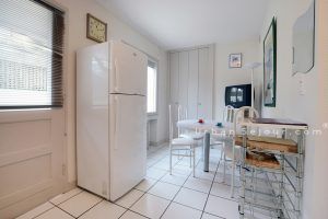 bron-location-le-catalpa-maison-de-ville-cuisine-c