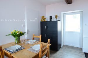 lentilly-location-le-duplex-entree