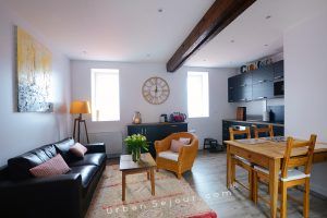 lentilly-location-le-duplex-sejour-d