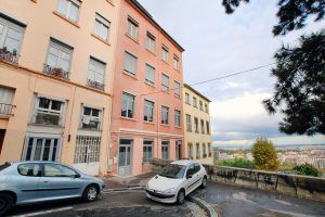 lyon-4-location-croix-rousse-place-bellevue-immeuble