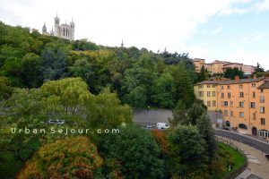 lyon-5-location-saint-jean-tramassac-vue-chambre-2