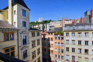 lyon-5-location-terrasses-saint-jean-vue-du-sejour-a