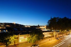 lyon-7-location-rhone-quai-claude-bernard-vue-balcon-nuit-pano-b