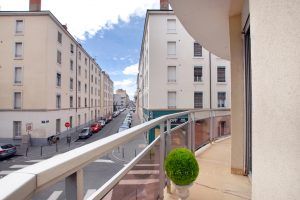 lyon-7-location-universite-reinach-balcon-a