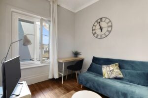 Urban-Sejour-Lyon-2-Perrache-Charlemagne-location-appartement-living