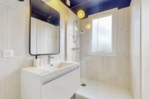 Urban-Sejour-Saint-Priest-Centre-location-appartement-salle-de-bain