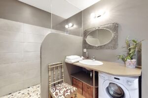 Urban-Sejour-Marcy-lEtoile-Sainte-Consorce-location-appartement-salle-de-bain