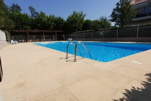 Urban-Sejour-Saint-Genas-Laval-Centre-Piscine