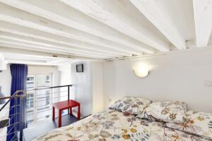 Urban-Sejour-Lyon-4-Croix-Rousse-le-Petit-Belfort-06262023_174523