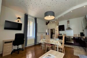 Urban-Sejour-Lyon-3-Montchat-Lacassagne-kitchen