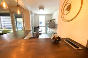 Urban-Sejour-appartement-Lyon-9-Saone-Vaise-bar-2